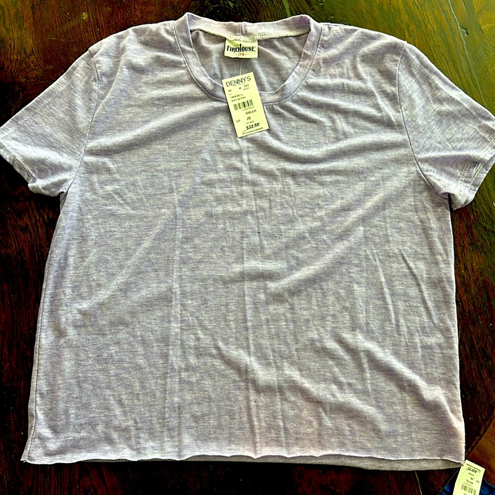 NWT Firehouse short sleeve crew